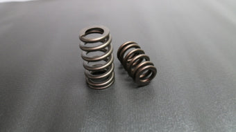 compare product Ferrea 05-08 Harley-Davidson Twin Cam 1.080/1.445 OD .650/1.000 ID Beehive Valve Springs - Set of 4